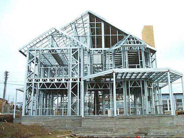 辽阳钢结构建筑的腐蚀问题应该如何预防